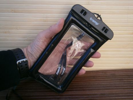Гермочехол для мобільного телефону плаваючий Tramp TRA-277 / 107 х 180 мм