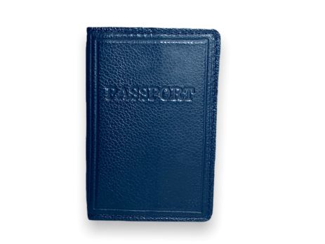 Обкладинка для паспорта шкіряна BagWay з тисненням ручна робота розмір:14*9.5*0.5 см темно-синій