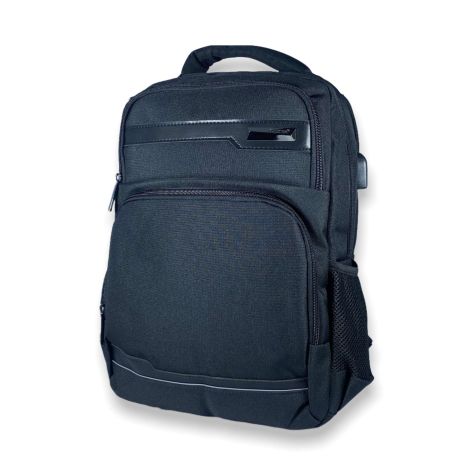 Міський рюкзак 15 л, три відділи, USB роз'єм, кабель, одна фронтальна кишеня, розмір: 40*28*14 см, чорний
