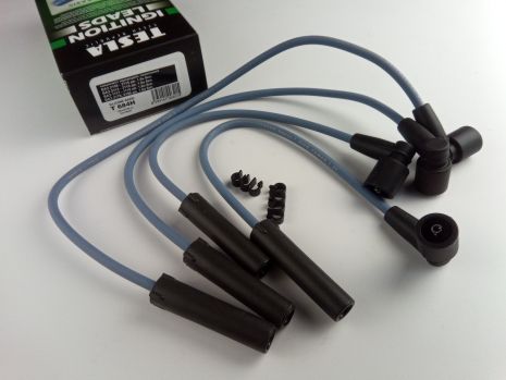Провода зажигания ВАЗ 2110 8кл., 1118 8кл., TESLA (T684H) п/силикон (2111-3707010)