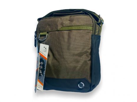 Наплічна сумка чоловіча 5801-3 (крос-боді) 2 відділи. ремінь не знімний, розміри 22*18*7 см зелений