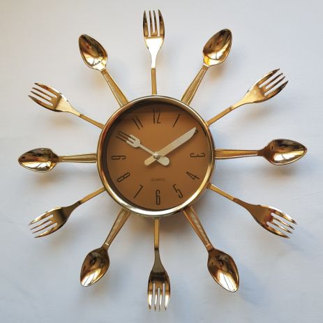 Годинник кухонний (33 см) "Ложки-вилки" Середні столові прилади золотисті Time