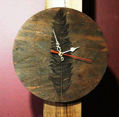 Настінний годинник зі зворотним ходом, антигодинник Feather (250 мм) [Дерево]
