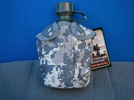 Фляга армійська US Army bottle 1 л пластикова в чохлі цифровий камуфляж Max Fuchs Німеччина