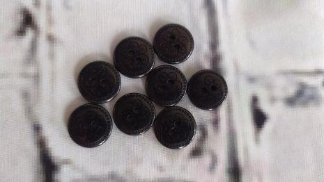 Пуговицы черные Диаметр 1,2 см