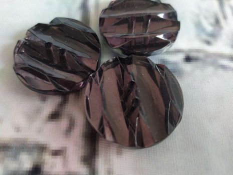 Ґудзики прозорі на металізованій основі Діаметр 3 см