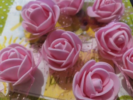 Розы из фоамирана 3,5 см розовые с фатином
