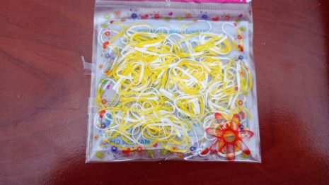 Пакет резинок для плетения браслетов желто-белая