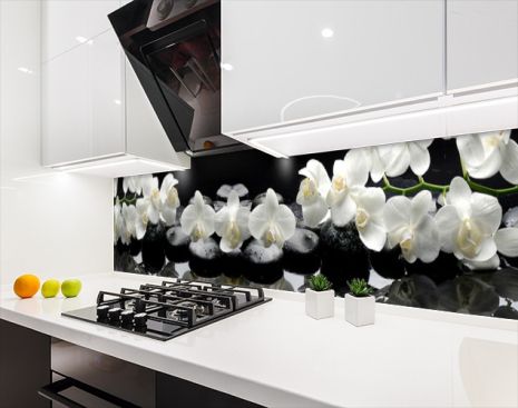 Наклейка на кухонный фартук 65 х 250 см, фотопечать с защитной ламинацией Белые орхидеи на камнях