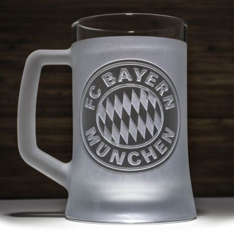 Бокал для пива с гравировкой логотипа футбольного клуба Бавария Мюнхен FC Bayern München SandDecor