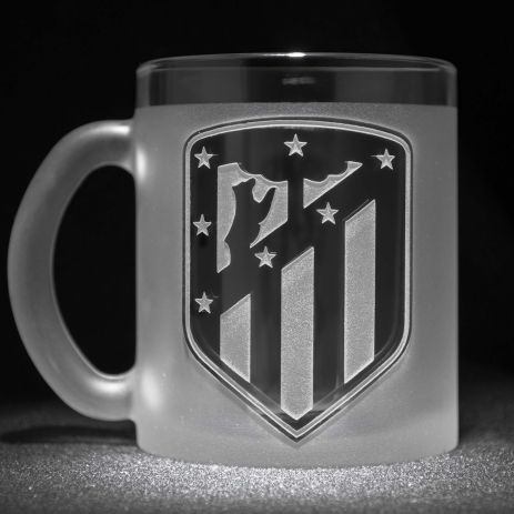 Чашка с гравировкой лого футбольного клуба ФК Атлетико Мадрид Club Atlético de Madrid