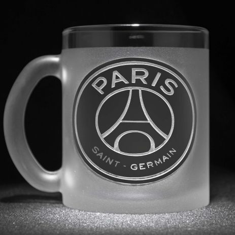 Чашка с гравировкой лого футбольного клуба ФК Пари Сен-Жермен Paris Saint-Germain Football Club