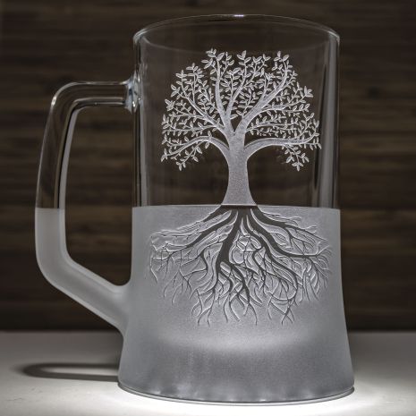 Подарочный пивной бокал с гравировкой изображения Дерево жизни