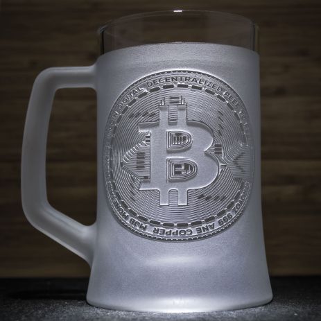 Пивний бокал з гравіюванням Біткойн Bitcoin BTC