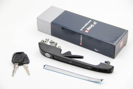 Ручка передніх дверей Audi 100/200-90 лев. (+вставка замка), JP Group (1187101670)