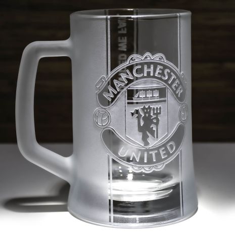 Пивной бокал с гравировкой ФК Манчестер Юнайтед FC Manchester United на две стороны с лозунгом