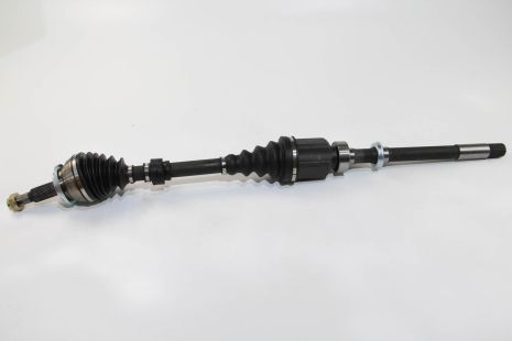 Напіввісь Toyota RAV4 2.2d 06- (30/24) 1010mm (2AD-FTV) R, BGA (DS7613R)