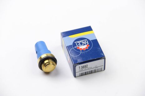 Датчик вмикання вентилятора (синій) AUDI A4/A6/VW Passat 1.4-2.8 96-05, FACET (75692)