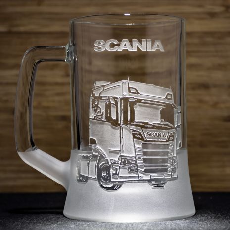 Подарок водителю дайльнобойщику - Бокал для пива с гравировкой грузовик SCANIA