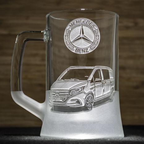 Подарок для автомобилиста Бокал для пива с гравировкой Mercedes Vito SandDecor