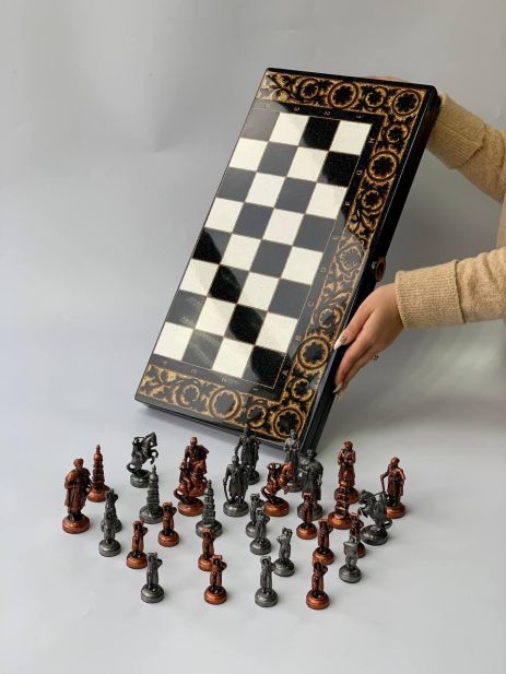 Шахматы из камня, 58×28×5см, со стилизованными фигурами, арт.190646