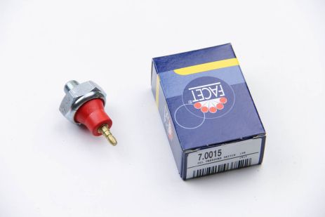 Датчик тиску масла (0,4bar/1 конт./червоний) Opel Combo/Honda Civic 1.4-3.5 85- (R1/8x28), FACET (70015)