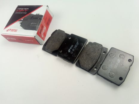 Комплект тормозных колодок, дисковый тормоз LADA NOVA, REMSA (008000)