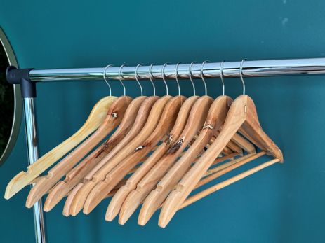 Набор вешалок для одежды деревянных 10шт