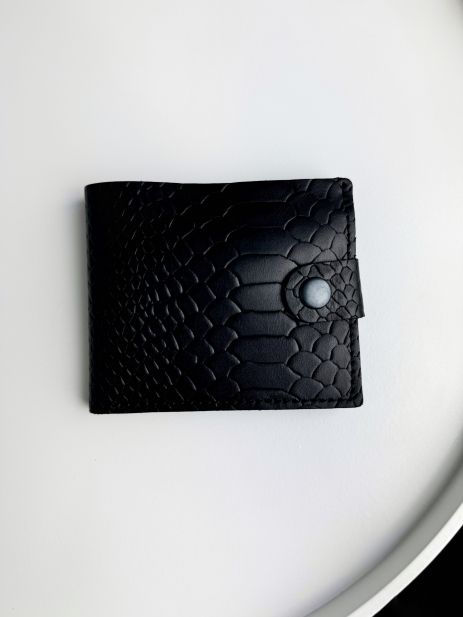 Класичний гаманець із натуральної гладкої шкіри тиснення пітон чорний