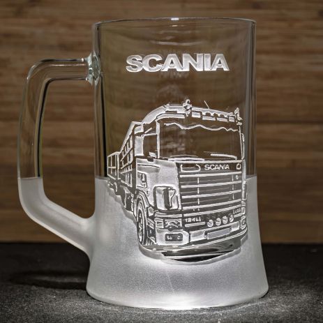 Подарок водителю дайльнобойщику - Бокал для пива с гравировкой грузовик SCANIA Зерновоз