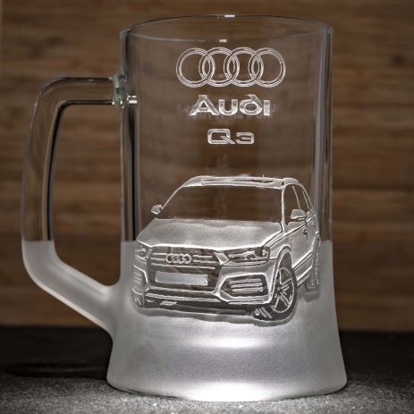 Пивний келих із гравіюванням автомобіля Audi Q3 Ауді - подарунок для автолюбителя