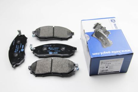 Колодки передние тормозные Nissan Qashqai 07-13/Pathfinder 05-(sumitomo), HELLA PAGID (8DB355013141)