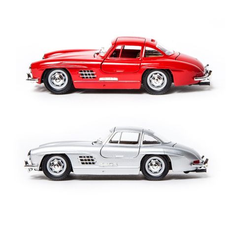 Автомодель - MERCEDES-BENZ 300 SL (1954) (асорті червоний, сріблястий, 1:24)