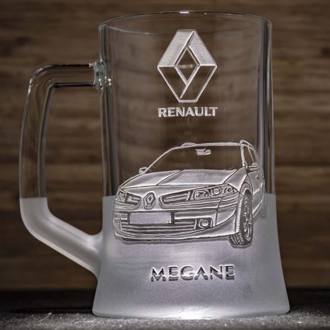 Бокал для пива с гравировкой Renault Megane Рено Меган - подарок водителю