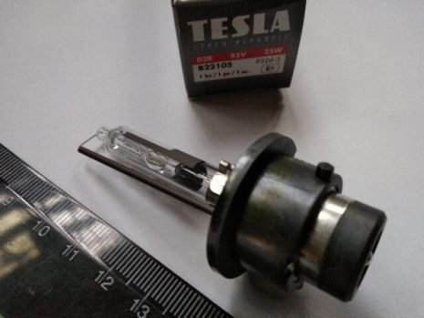 Ксенонова лампа TESLA D2R 85V 35W (B22105)