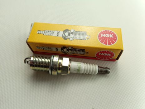 Свеча зажигания NGK BCPR5EY-11/4120 Matiz 05- (96503394)