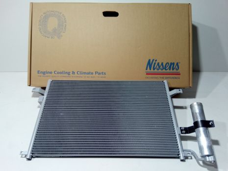 Радиатор кондиционера Lacetti, NISSENS (94725) с ресивером (96484931/96804274/9683783)