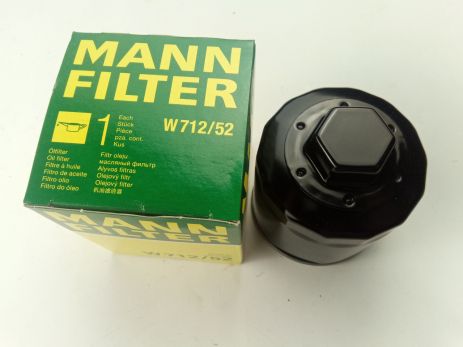 Фільтр масляний VAG , MANN (W712/52) (030115561F)