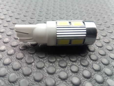 Лампа светодиод б/ц 12V W5W T10 10SMD (56 х 30) с линзой белая