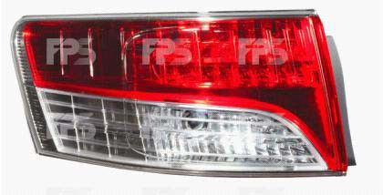Ліхтар задній правий Toyota Avensis 09-11