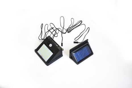 Світильник світлодіодний настінний на сонячній батареї з датчиком руху (20 світлодіодів SMD) WMC TOOLS WT-WL6011